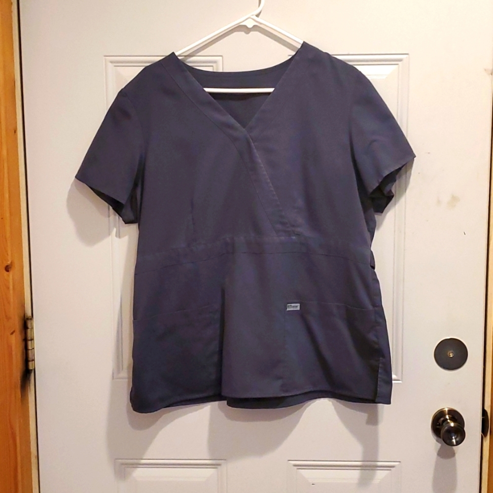 Scrub top